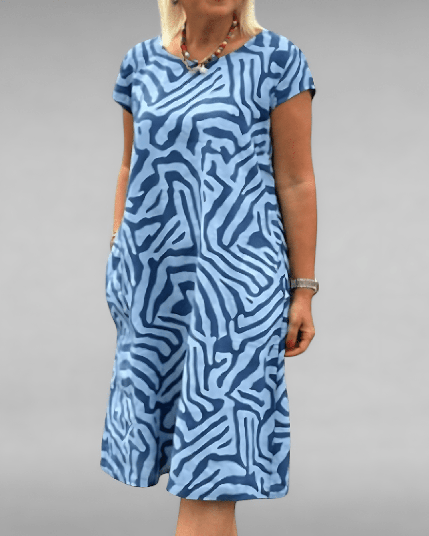 Sarah | Round Neck Dress - Eline Carter