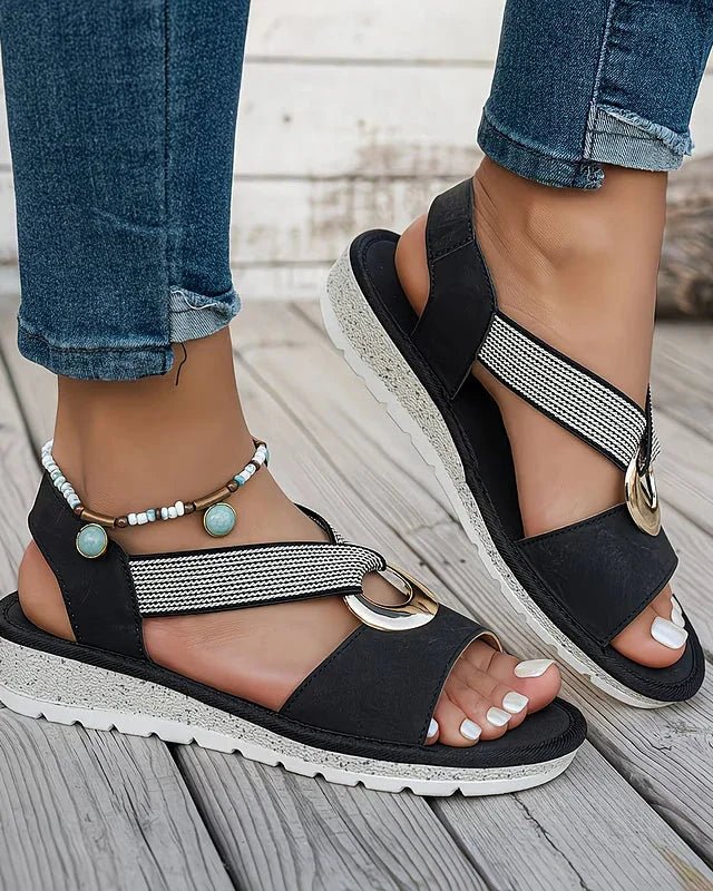 Stella | Flat Sandals With Metal Buckle - Eline Carter