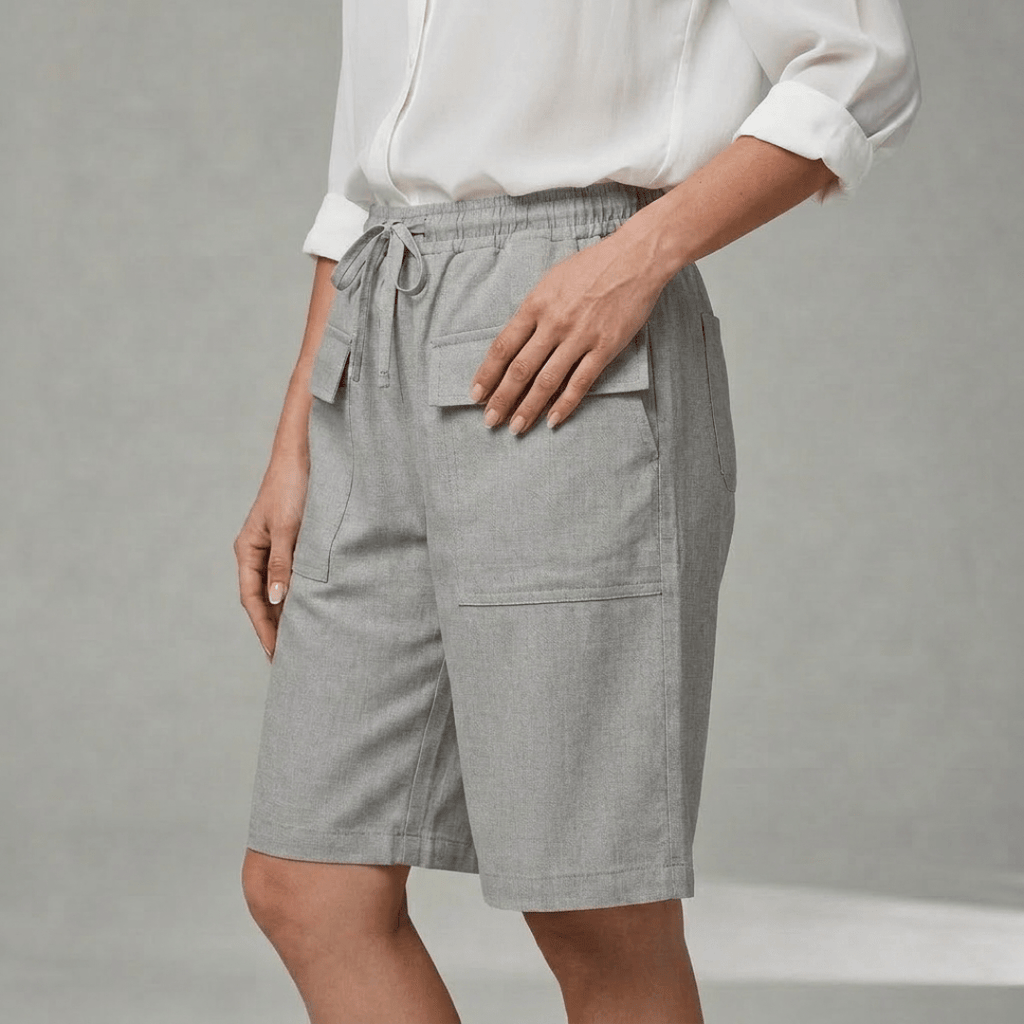 Lina – Shorts with Elastic Waistband - Eline Carter