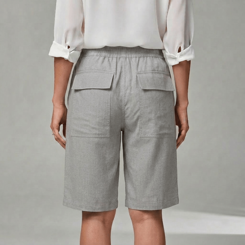 Lina – Shorts with Elastic Waistband - Eline Carter