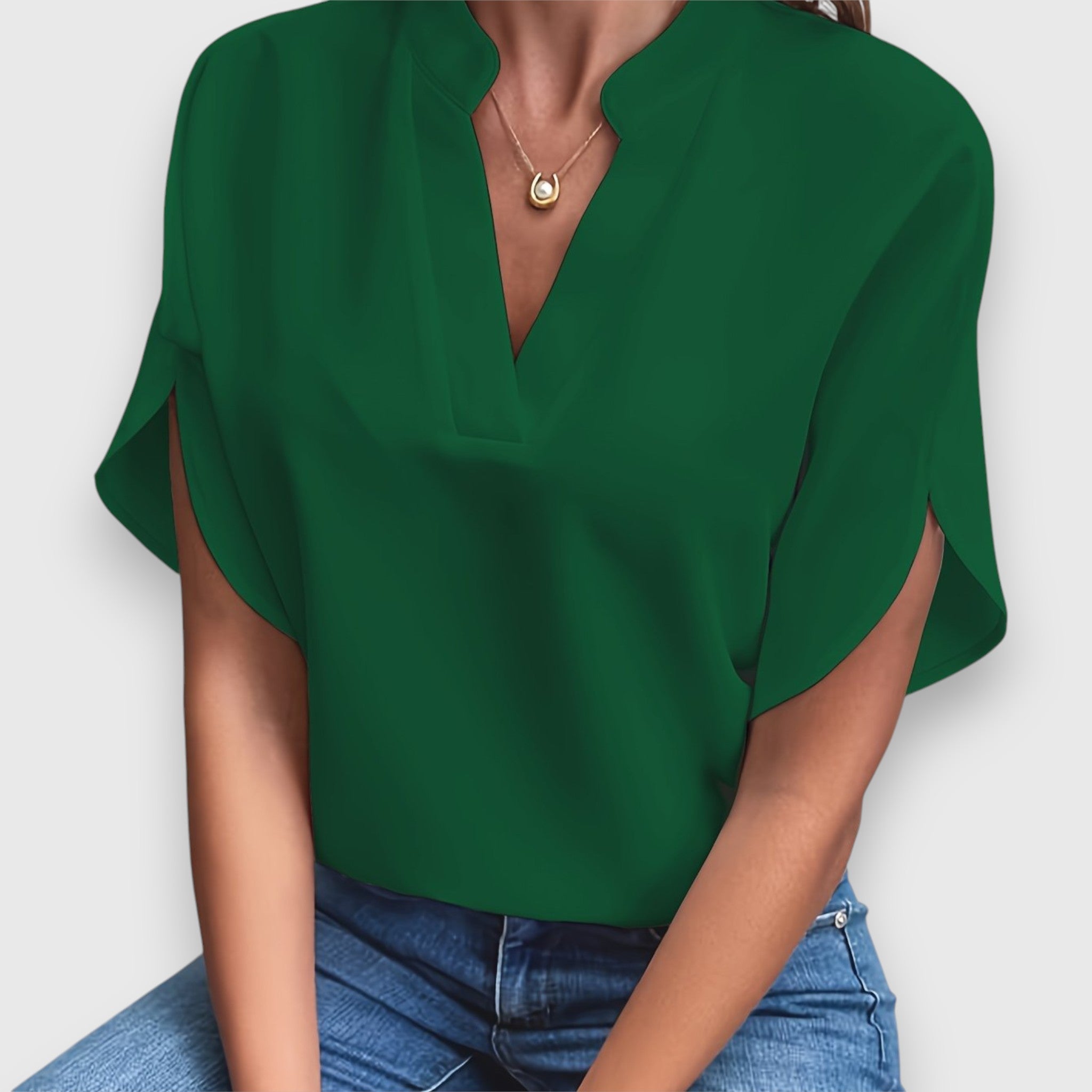 Amanda | Elegant Chiq Blouse - Eline Carter