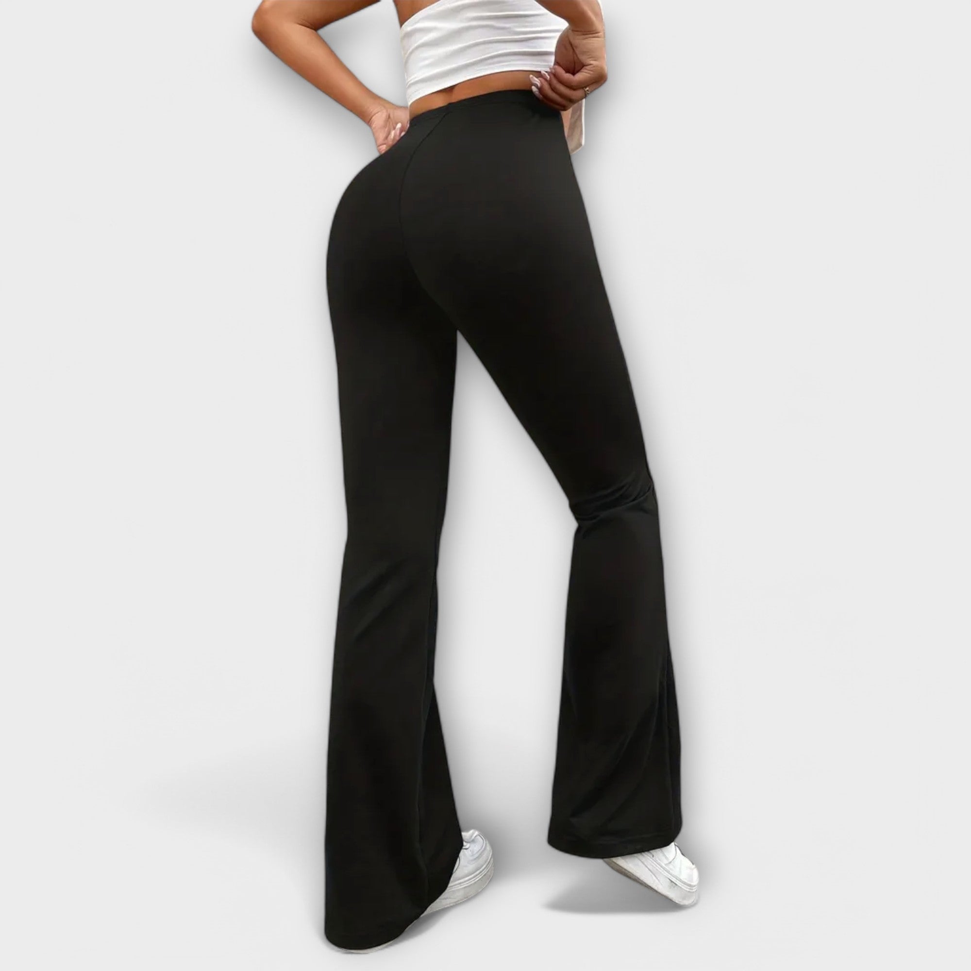 Morgan | Relaxed Trousers with Flared Leg - Eline Carter