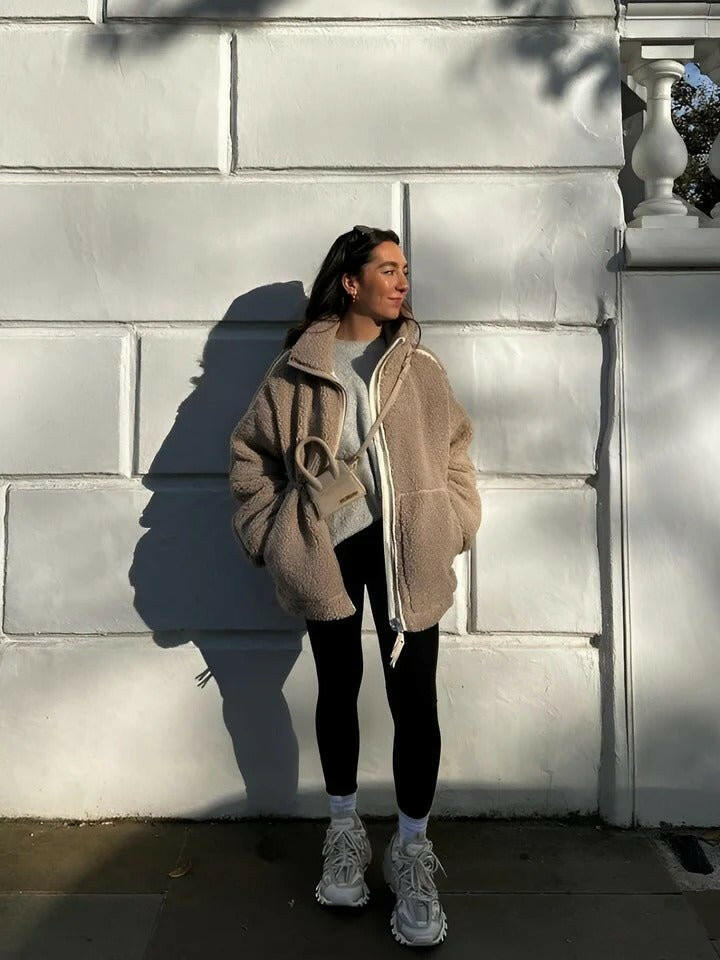Liora – Oversized Teddy Jackets - Eline Carter