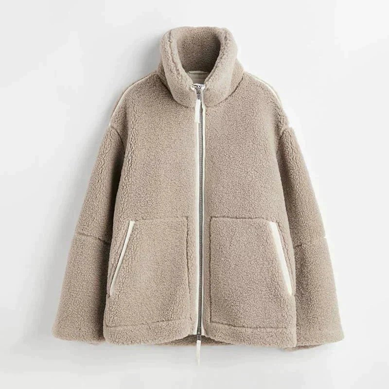 Liora – Oversized Teddy Jackets - Eline Carter